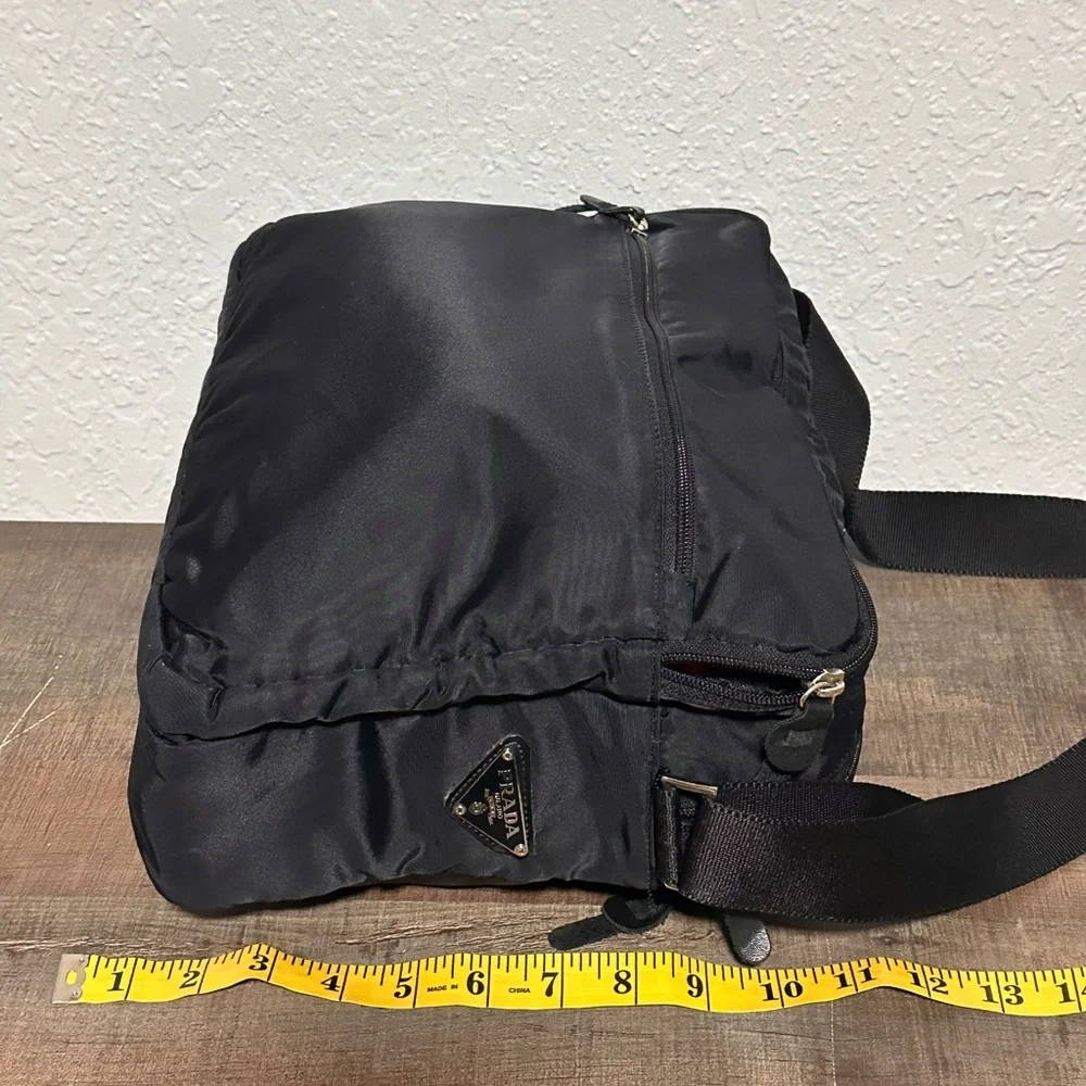 Not authentic, Like Prada Messenger Laptop bag.